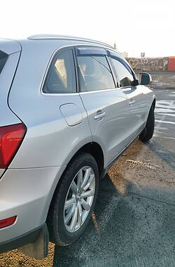 Внедорожник / Кроссовер Audi Q5 2009 в Киеве