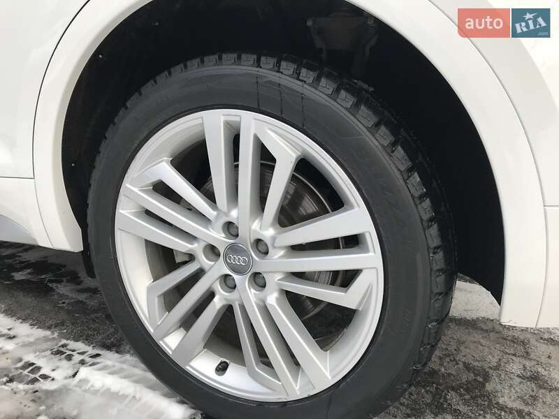 Внедорожник / Кроссовер Audi Q5 2018 в Василькове фото 37 Внедорожник / Кроссовер Audi Q5 2018 в Василькове