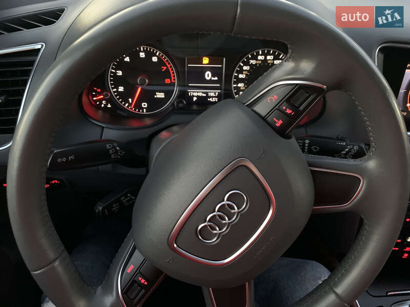 Внедорожник / Кроссовер Audi Q5 2013 в Ровно
