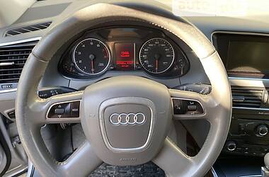 Позашляховик / Кросовер Audi Q5 2010 в Луцьку