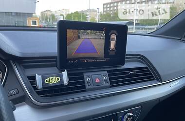 Позашляховик / Кросовер Audi Q5 2018 в 