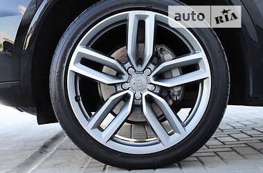Внедорожник / Кроссовер Audi Q5 2017 в 