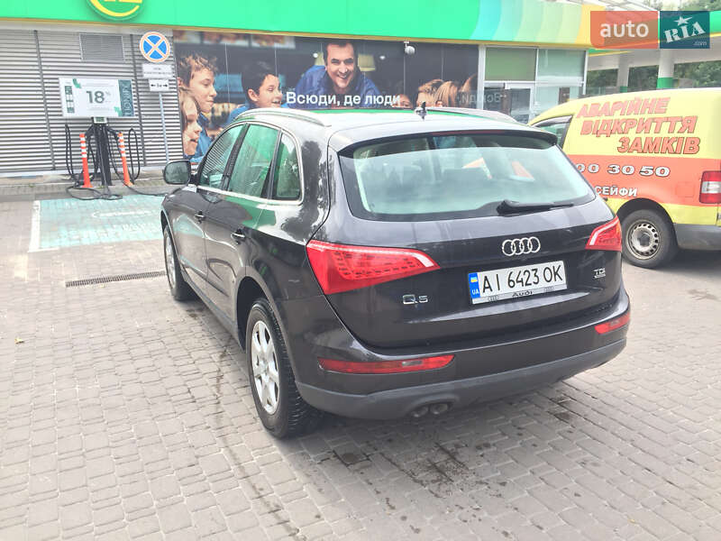 Внедорожник / Кроссовер Audi Q5 2011 в Киеве