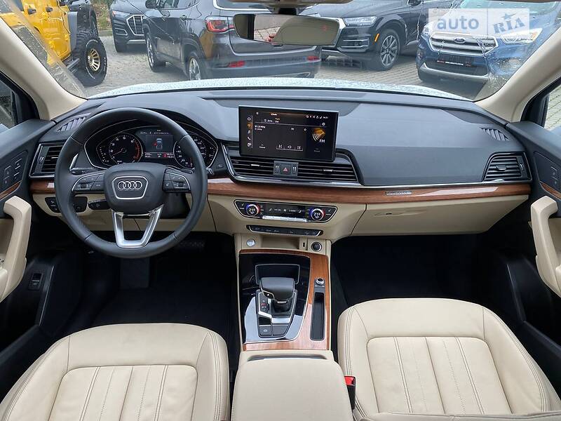 Позашляховик / Кросовер Audi Q5 2021 в Львові