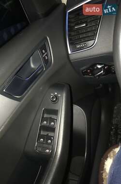Внедорожник / Кроссовер Audi Q5 2012 в 