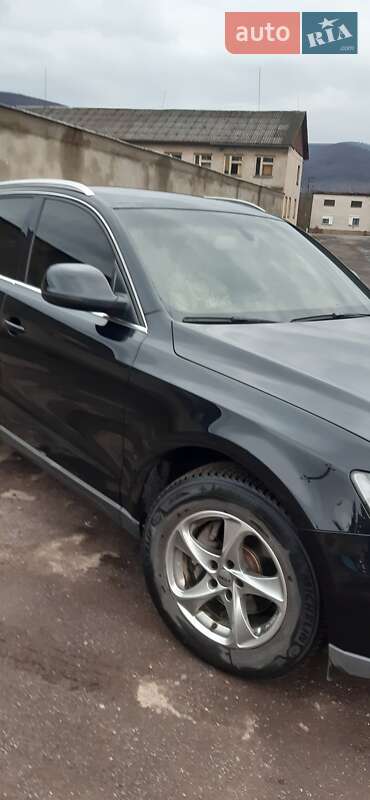 Внедорожник / Кроссовер Audi Q5 2012 в Ужгороде