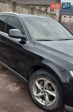 Внедорожник / Кроссовер Audi Q5 2012 в 