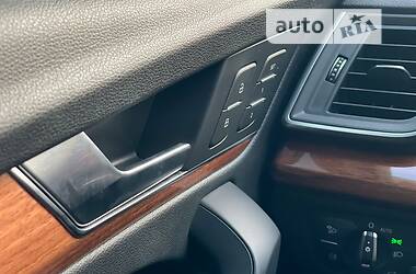 Внедорожник / Кроссовер Audi Q5 2021 в 