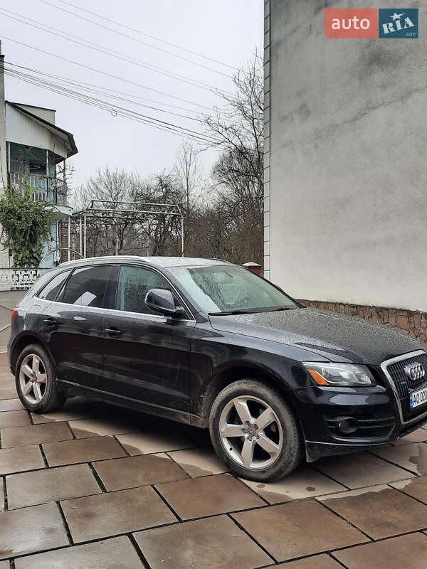 Внедорожник / Кроссовер Audi Q5 2011 в Тячеве фото 2 Внедорожник / Кроссовер Audi Q5 2011 в Тячеве