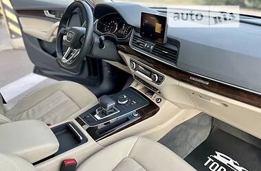 Внедорожник / Кроссовер Audi Q5 2019 в 