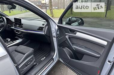 Позашляховик / Кросовер Audi Q5 2020 в Києві