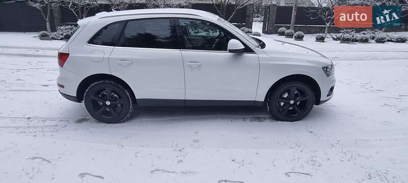 Внедорожник / Кроссовер Audi Q5 2012 в Черкассах