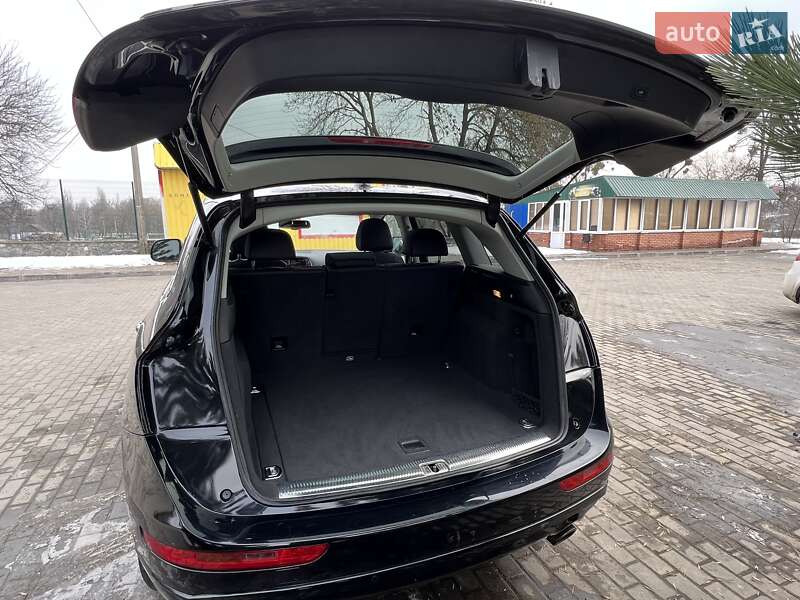 Позашляховик / Кросовер Audi Q5 2015 в Кам'янці