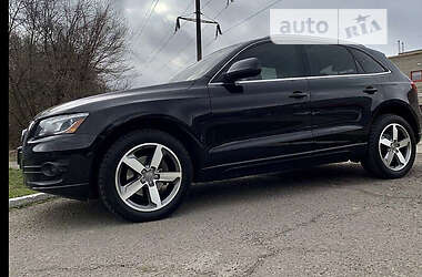 Позашляховик / Кросовер Audi Q5 2011 в 
