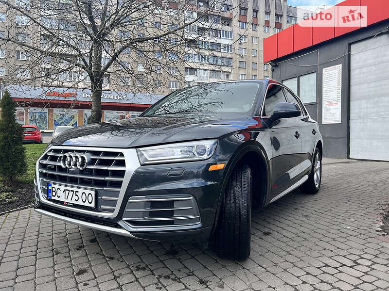Внедорожник / Кроссовер Audi Q5 2018 в Львове фото 2 Внедорожник / Кроссовер Audi Q5 2018 в Львове