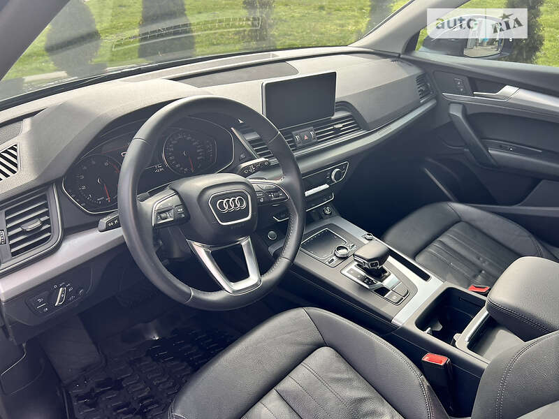 Внедорожник / Кроссовер Audi Q5 2018 в Львове фото 19 Внедорожник / Кроссовер Audi Q5 2018 в Львове