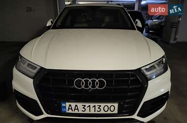 Внедорожник / Кроссовер Audi Q5 2017 в 