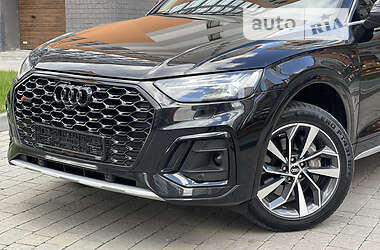 Внедорожник / Кроссовер Audi Q5 2020 в 