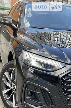 Внедорожник / Кроссовер Audi Q5 2020 в 