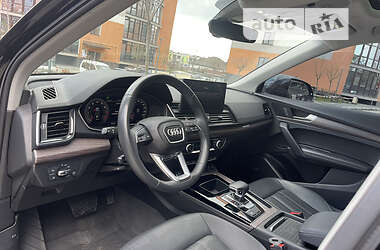 Внедорожник / Кроссовер Audi Q5 2020 в 