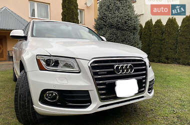 Внедорожник / Кроссовер Audi Q5 2015 в 