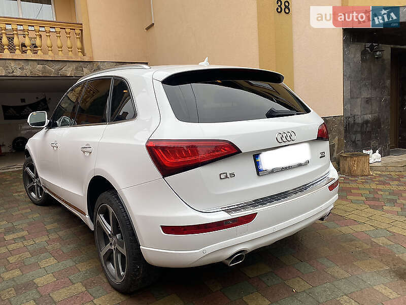 Внедорожник / Кроссовер Audi Q5 2015 в Днепре