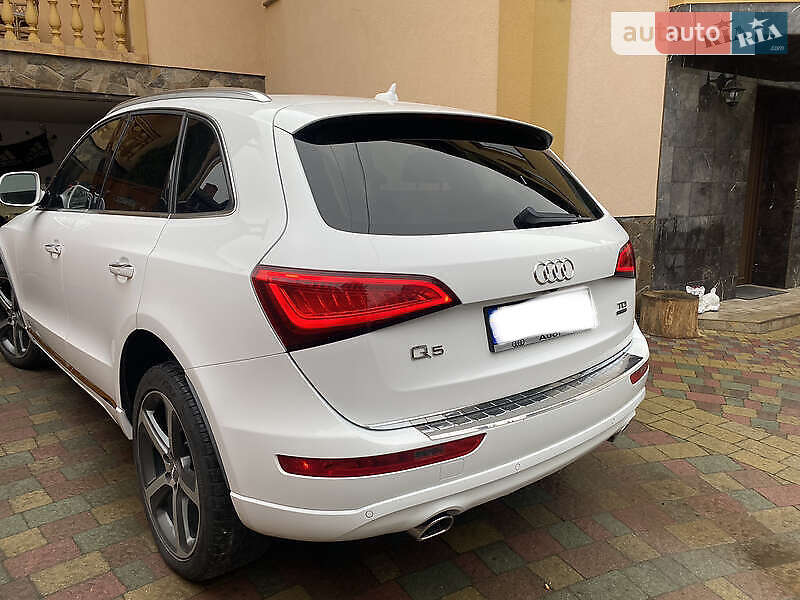 Внедорожник / Кроссовер Audi Q5 2015 в Днепре