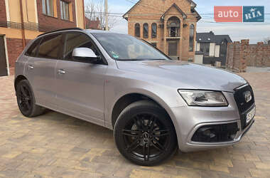 Внедорожник / Кроссовер Audi Q5 2015 в 