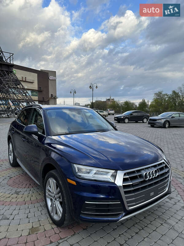 Внедорожник / Кроссовер Audi Q5 2017 в Харькове