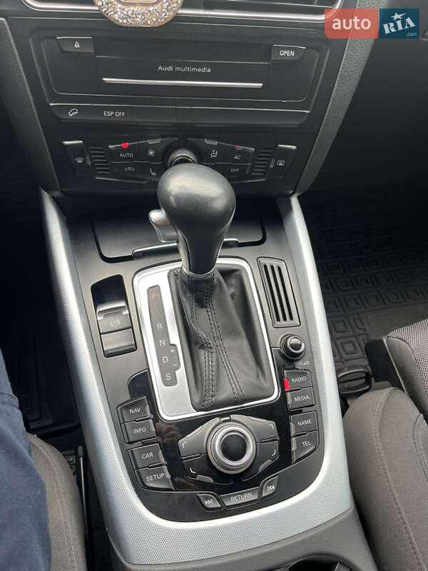 Позашляховик / Кросовер Audi Q5 2010 в Тячеві фото 10 Позашляховик / Кросовер Audi Q5 2010 в Тячеві