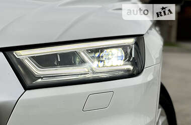 Внедорожник / Кроссовер Audi Q5 2018 в 