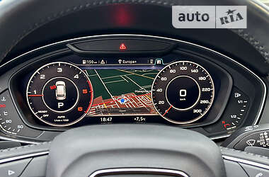 Внедорожник / Кроссовер Audi Q5 2018 в 