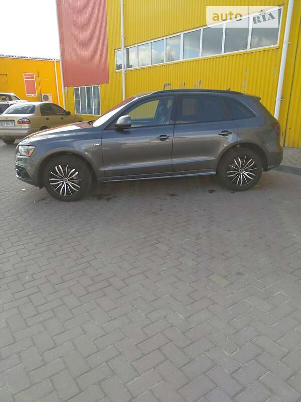 Внедорожник / Кроссовер Audi Q5 2013 в Хмельницком