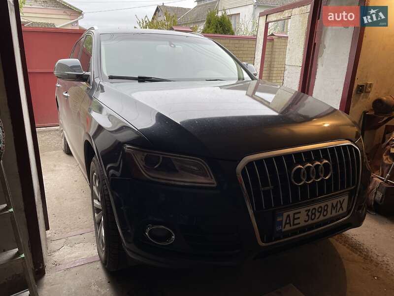 Внедорожник / Кроссовер Audi Q5 2014 в Вольногорске