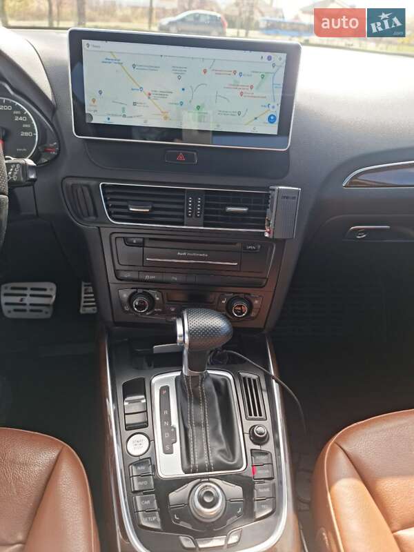 Внедорожник / Кроссовер Audi Q5 2012 в Ужгороде