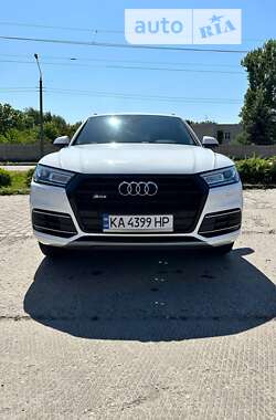 Внедорожник / Кроссовер Audi Q5 2018 в Харькове