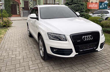 Внедорожник / Кроссовер Audi Q5 2012 в Черновцах