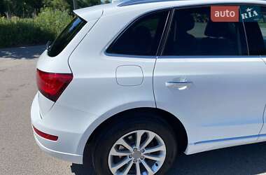 Внедорожник / Кроссовер Audi Q5 2015 в 