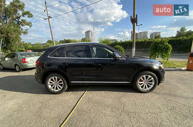 Внедорожник / Кроссовер Audi Q5 2012 в 
