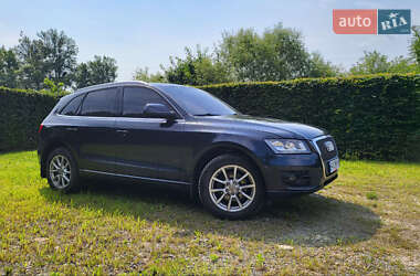 Внедорожник / Кроссовер Audi Q5 2012 в Сваляве