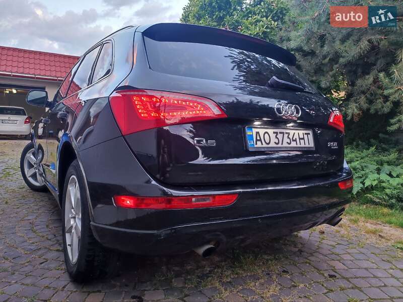 Внедорожник / Кроссовер Audi Q5 2012 в Мукачево