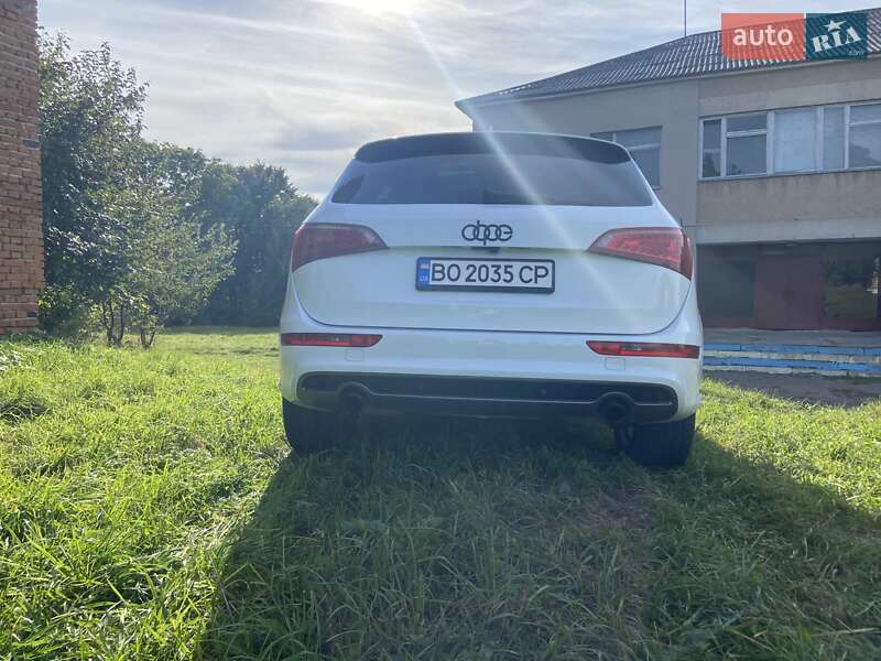 Внедорожник / Кроссовер Audi Q5 2011 в Чорткове