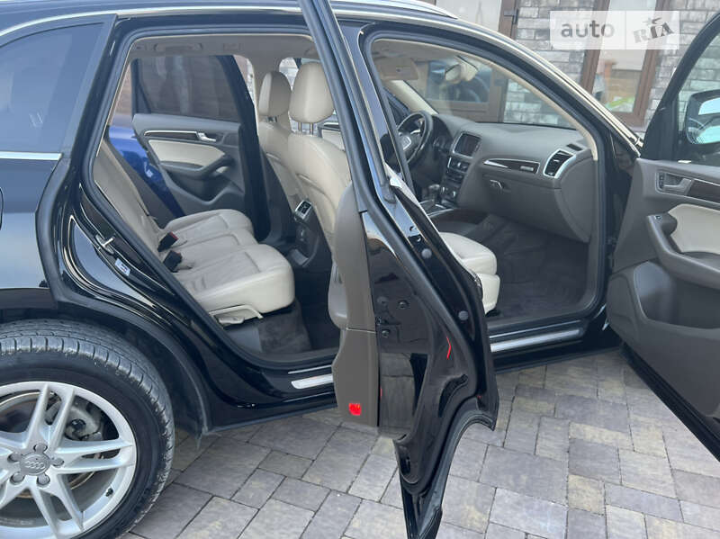 Внедорожник / Кроссовер Audi Q5 2013 в Тернополе