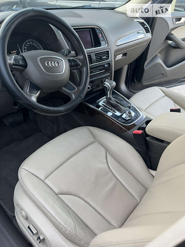 Внедорожник / Кроссовер Audi Q5 2013 в Тернополе