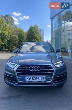Внедорожник / Кроссовер Audi Q5 2019 в 