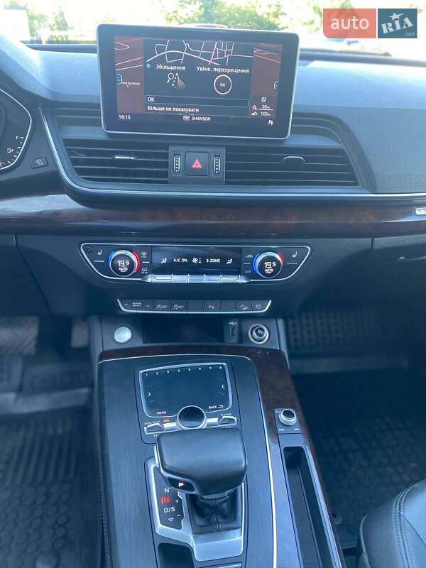 Позашляховик / Кросовер Audi Q5 2019 в Києві