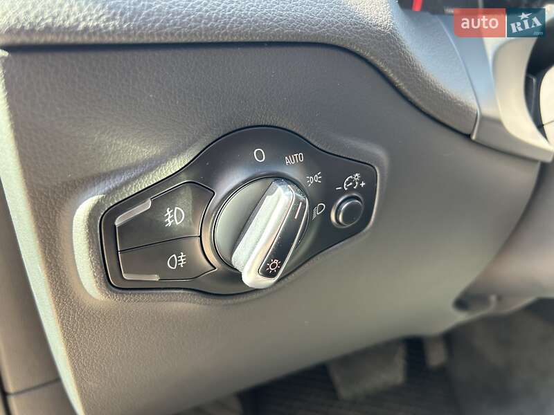 Внедорожник / Кроссовер Audi Q5 2012 в Черкассах