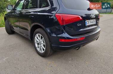 Внедорожник / Кроссовер Audi Q5 2010 в Чернигове