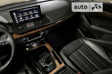 Внедорожник / Кроссовер Audi Q5 2020 в 