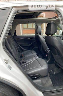 Позашляховик / Кросовер Audi Q5 2014 в 